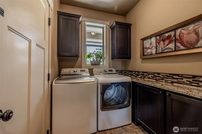 Property photo for 1413 Benoy Avenue, Wenatchee photo 17