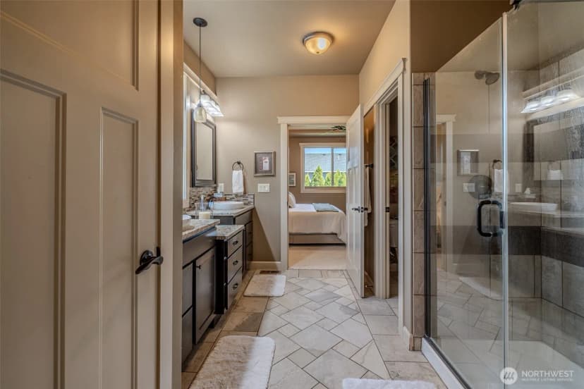 Property photo for 1413 Benoy Avenue, Wenatchee photo 24