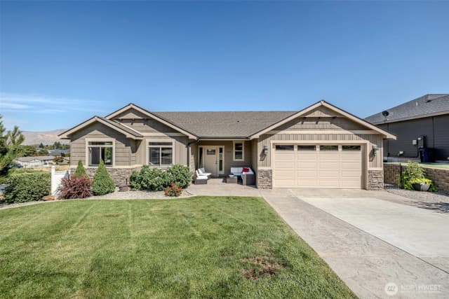 Property photo for 1413 Benoy Avenue, Wenatchee photo 4