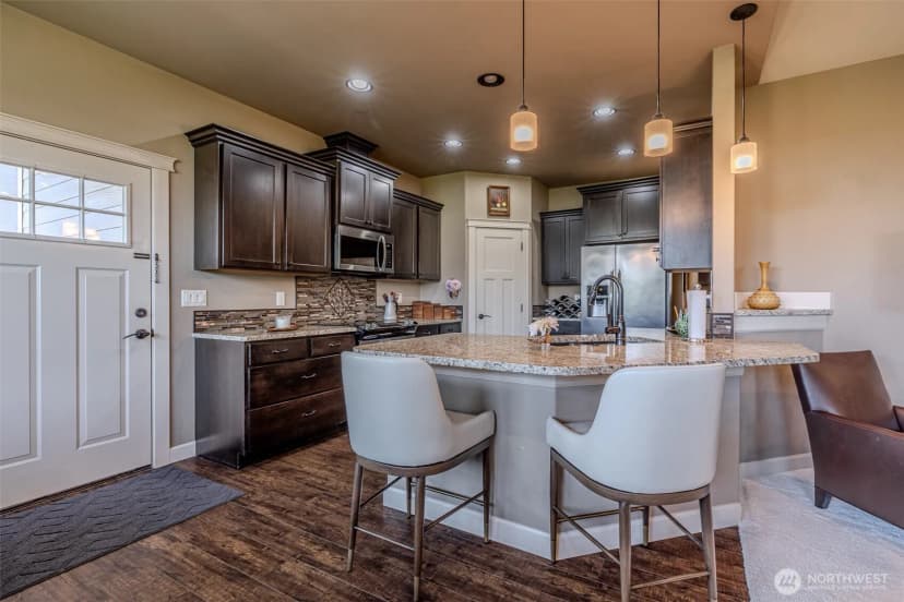 Property photo for 1413 Benoy Avenue, Wenatchee photo 14