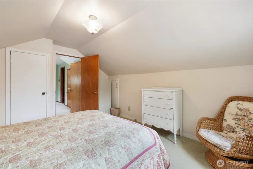 Property photo for 15327 Ne 1st Street, Bellevue photo 24