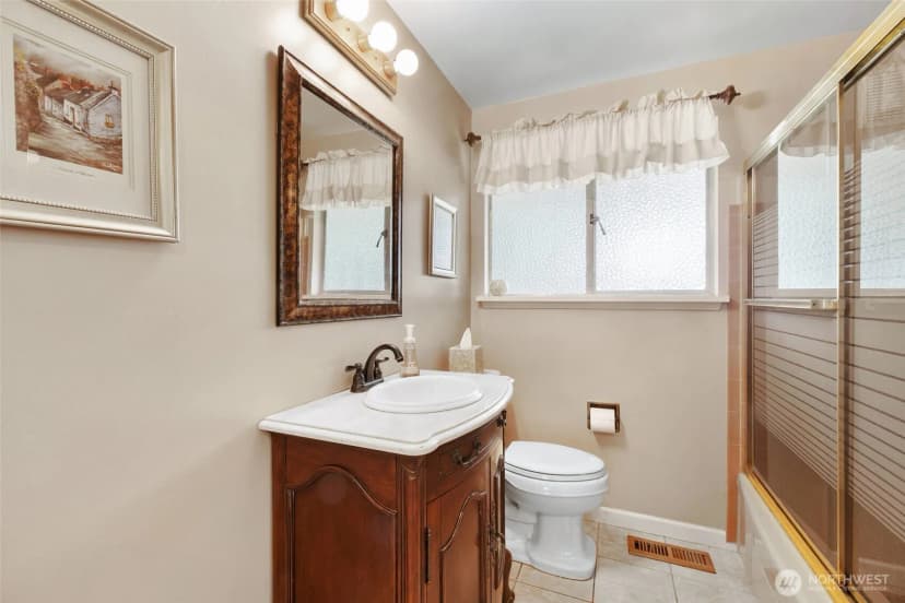 Property photo for 15327 Ne 1st Street, Bellevue photo 18