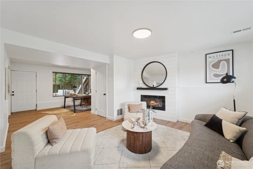 Property photo for 6545 33rd Avenue S, Seattle photo 15