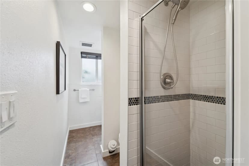 Property photo for 6545 33rd Avenue S, Seattle photo 21