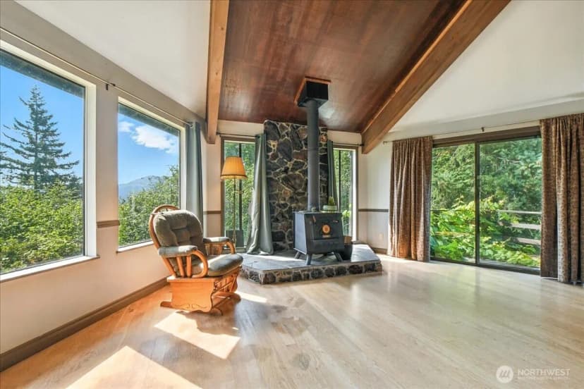Property photo for 224 Grayling Drive, Woodland photo 3