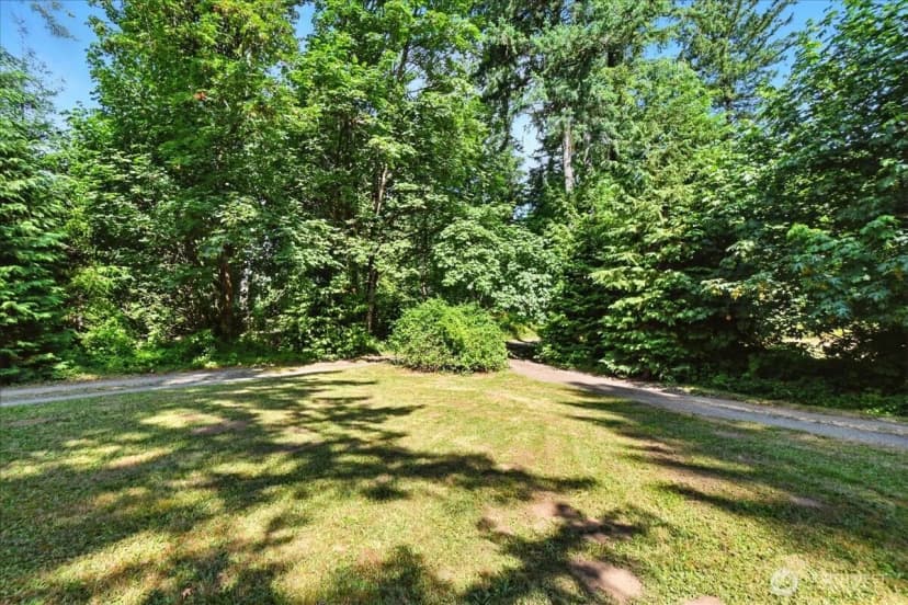 Property photo for 224 Grayling Drive, Woodland photo 28