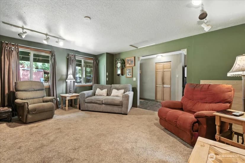 Property photo for 224 Grayling Drive, Woodland photo 7