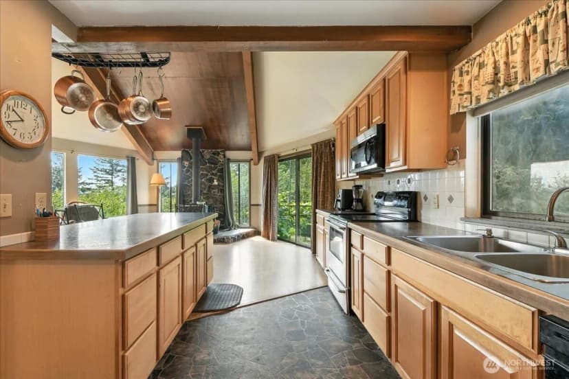Property photo for 224 Grayling Drive, Woodland photo 8