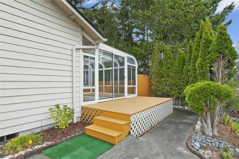 Property photo for 2360 Sw Vista Park Drive, Oak Harbor photo 21