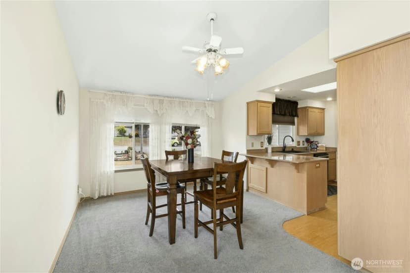 Property photo for 2360 Sw Vista Park Drive, Oak Harbor photo 7