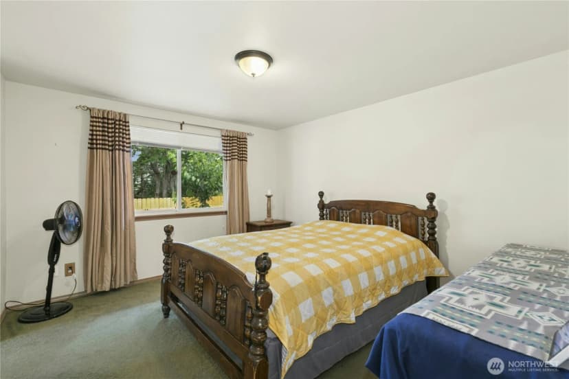Property photo for 2360 Sw Vista Park Drive, Oak Harbor photo 11