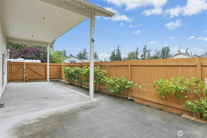 Property photo for 2360 Sw Vista Park Drive, Oak Harbor photo 27