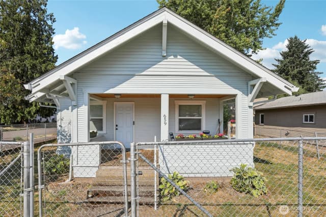 Property photo for 659 Se Russell Street, Camas