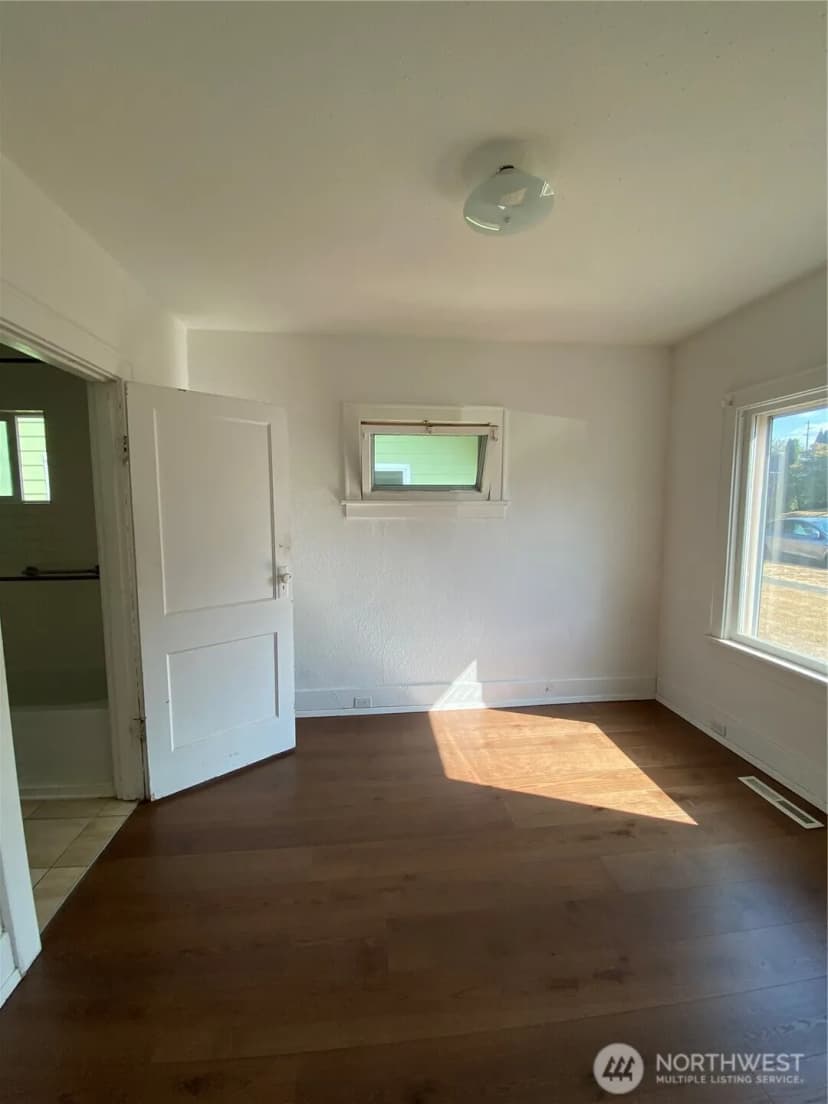 Property photo for 6132 S Thompson Avenue, Tacoma photo 7