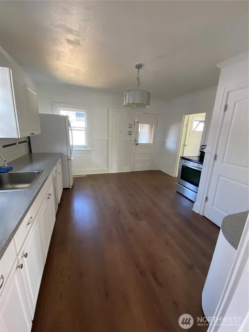 Property photo for 6132 S Thompson Avenue, Tacoma photo 6