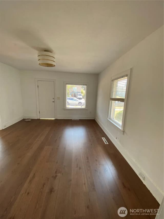 Property photo for 6132 S Thompson Avenue, Tacoma photo 5