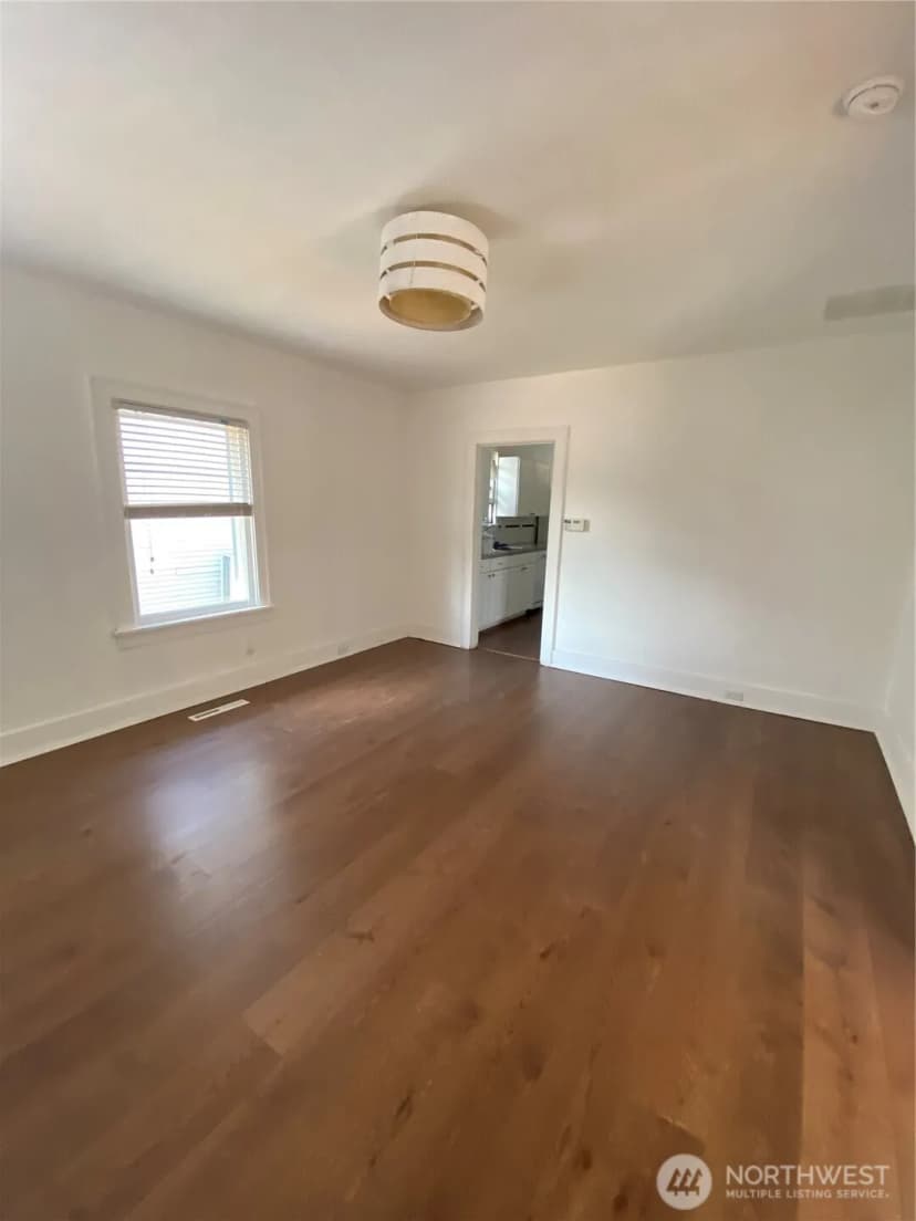 Property photo for 6132 S Thompson Avenue, Tacoma photo 3