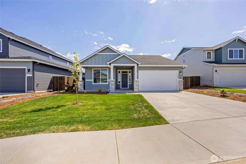 Property photo for 402 Pagget Avenue, Winlock