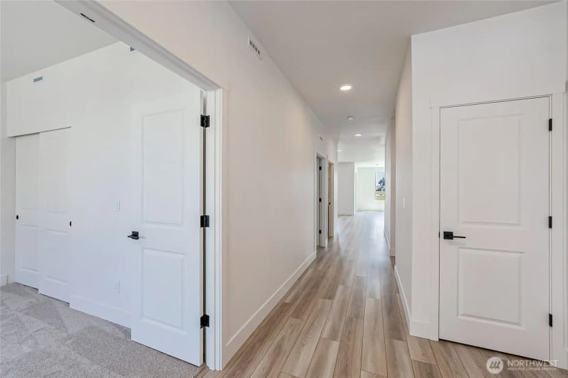 Property photo for 402 Pagget Avenue, Winlock photo 35