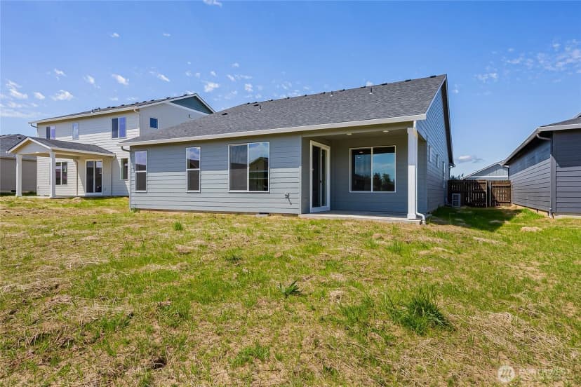 Property photo for 402 Pagget Avenue, Winlock photo 31