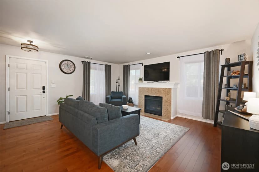 Property photo for 1114 Ross Avenue Nw, Orting photo 5
