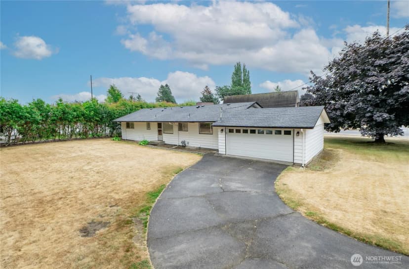 Property photo for 901 E Grover Street, Lynden photo 22