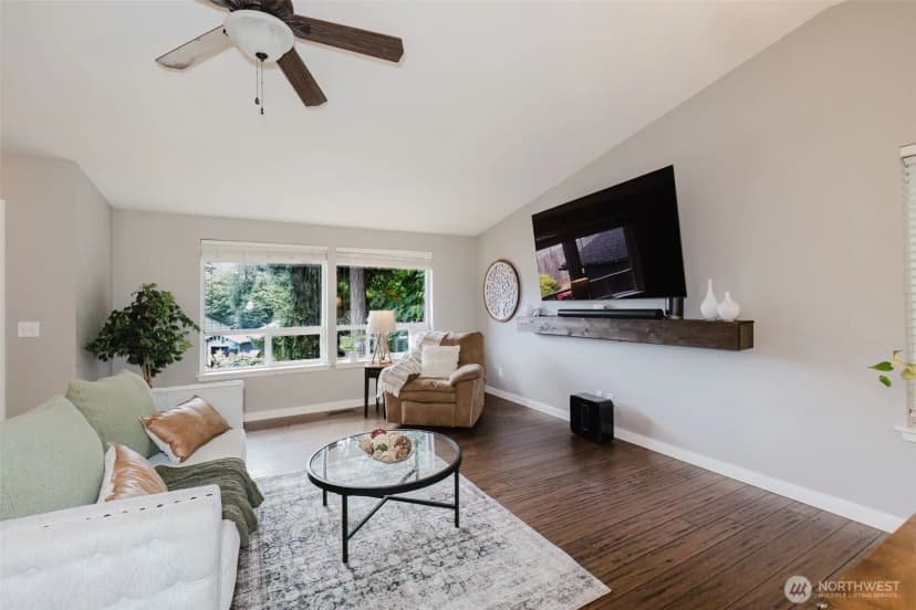 Property photo for 1116 Lower Marine Drive, Bremerton photo 5