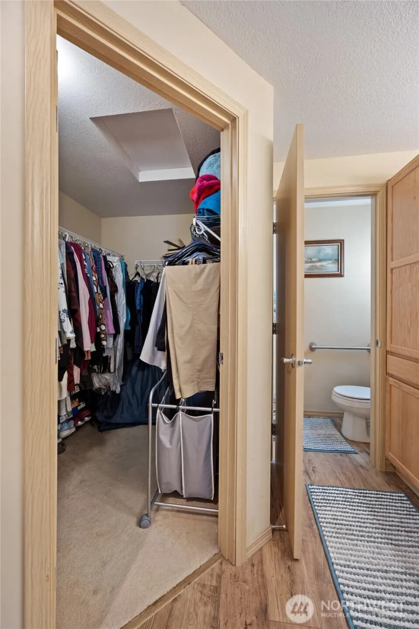 Property photo for 1713 Winterwood Drive, Centralia photo 19