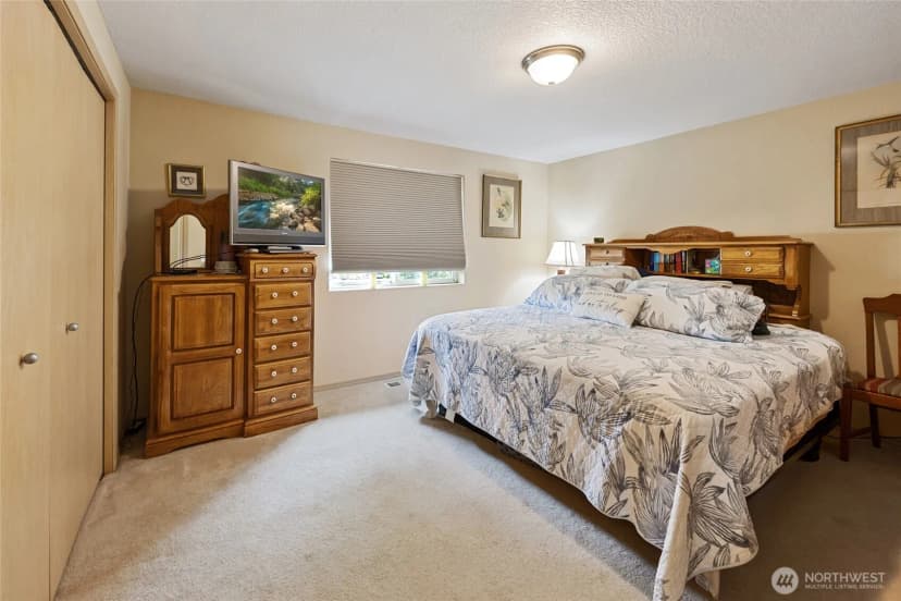 Property photo for 1713 Winterwood Drive, Centralia photo 13