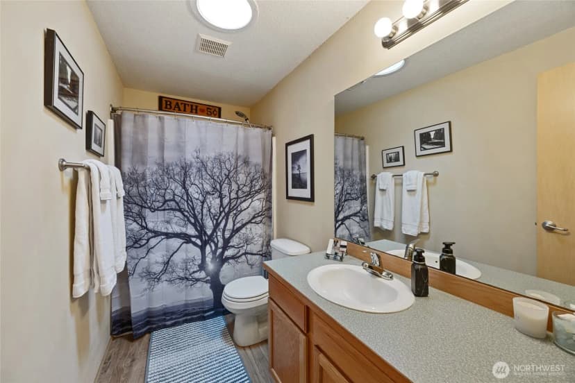 Property photo for 1713 Winterwood Drive, Centralia photo 14