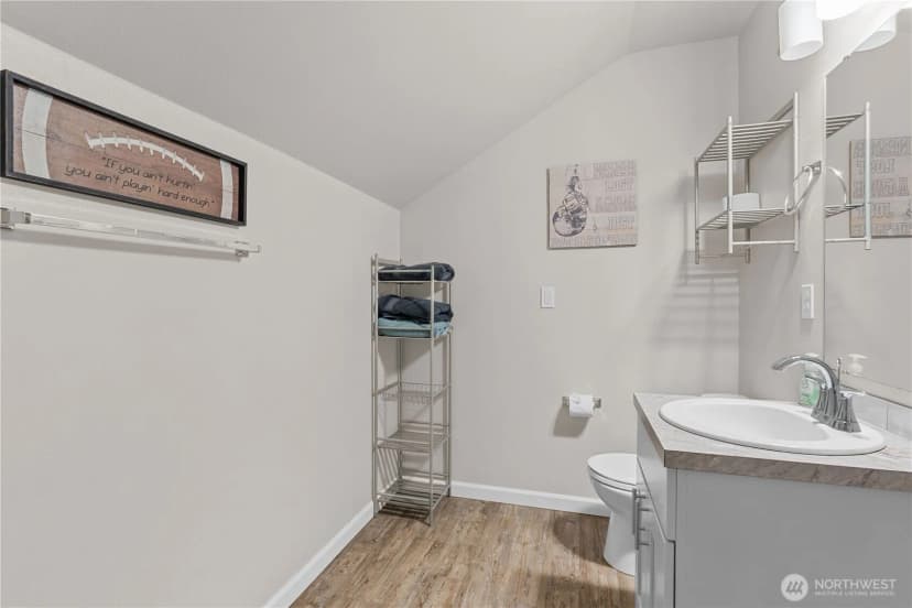 Property photo for 704 Koehler Avenue Sw, Orting photo 19