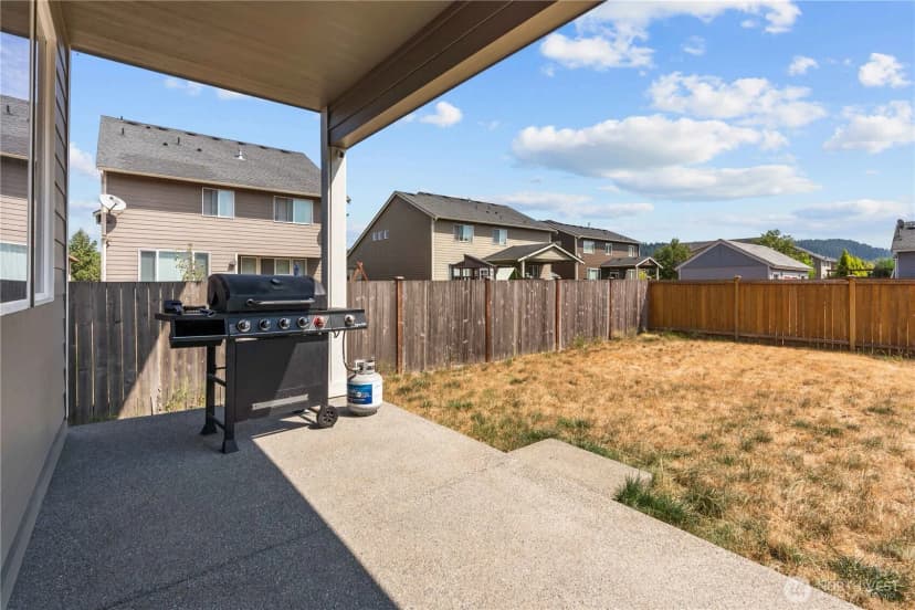 Property photo for 704 Koehler Avenue Sw, Orting photo 24