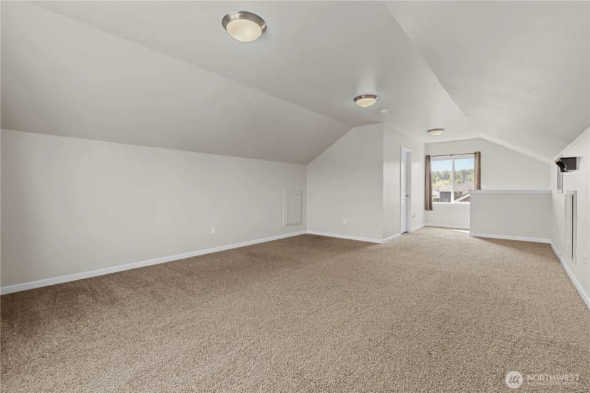 Property photo for 704 Koehler Avenue Sw, Orting photo 18