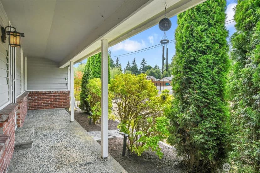Property photo for 13811 Beverly Park Road, Lynnwood photo 33