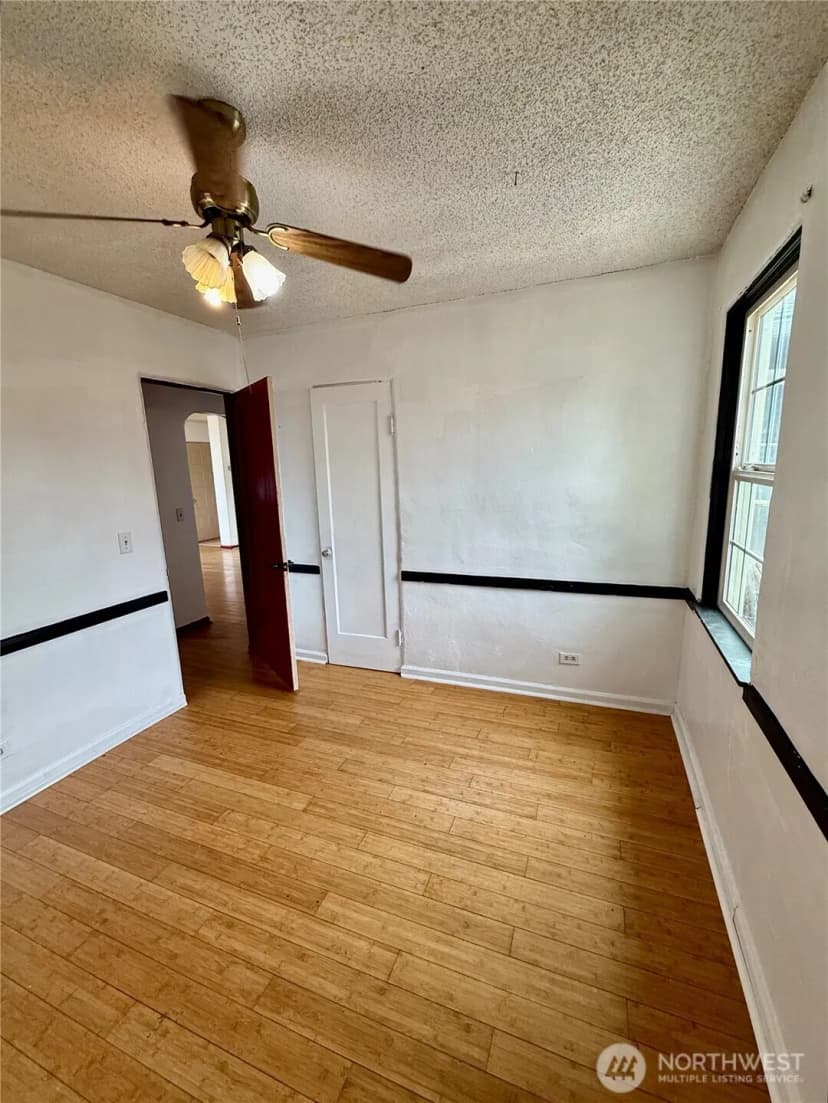 Property photo for 412 S 4th Street, Dayton photo 7