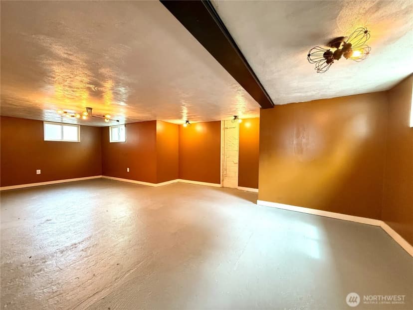 Property photo for 412 S 4th Street, Dayton photo 16