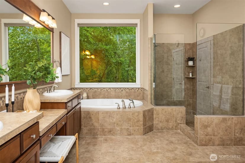 Property photo for 3493 Ne Harrison Street, Issaquah photo 14