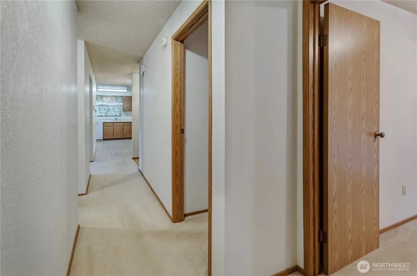 Property photo for 719 Hawks Glen Drive Se, Olympia photo 24