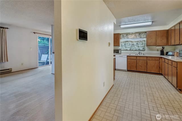 Property photo for 719 Hawks Glen Drive Se, Olympia photo 5