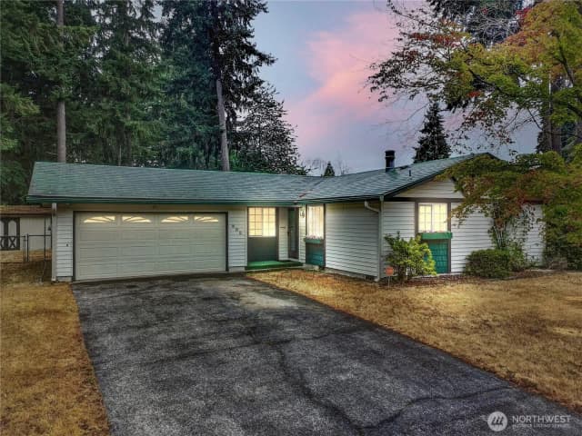 Property photo for 719 Hawks Glen Drive Se, Olympia photo 2