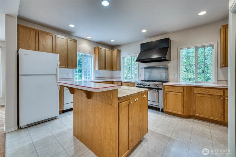 Property photo for 11273 Kiptree Lane Nw, Silverdale photo 10
