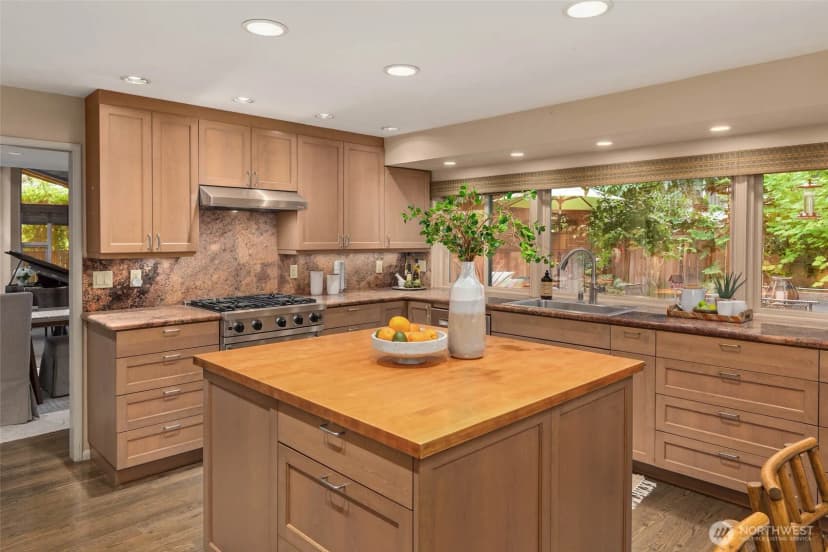 Property photo for 8801 Se 78th Street, Mercer Island photo 14