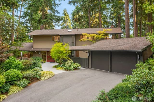 Property photo for 8801 Se 78th Street, Mercer Island