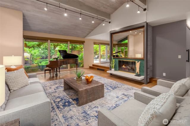 Property photo for 8801 Se 78th Street, Mercer Island photo 5
