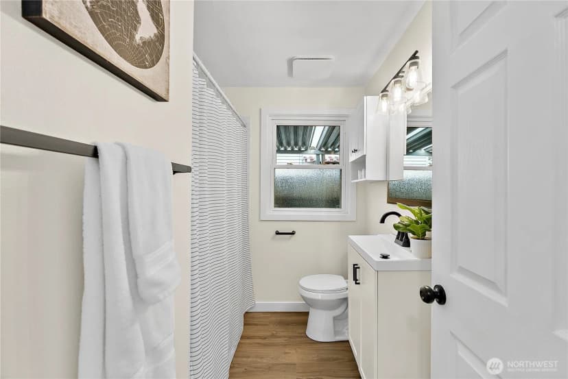 Property photo for 11803 C Street S, Parkland photo 22