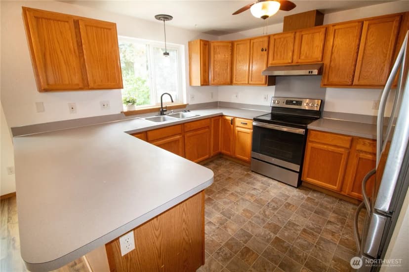 Property photo for 5402 Kendra Court Se, Lacey photo 6