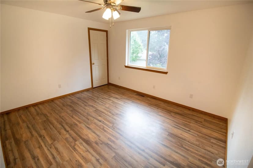 Property photo for 5402 Kendra Court Se, Lacey photo 13