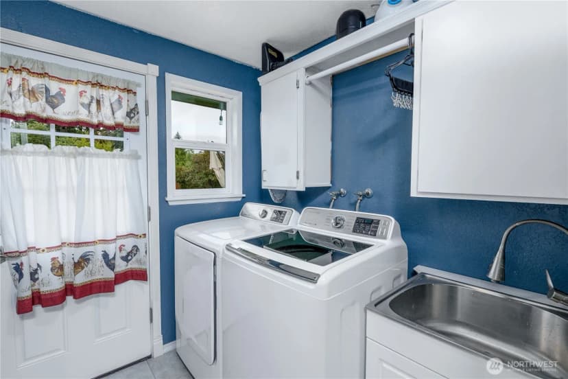 Property photo for 718 Elizabeth Place, Port Angeles photo 29