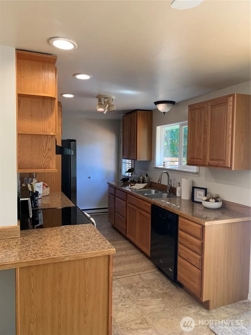 Property photo for 10211 Sw Bank Road #a & B, Vashon photo 12