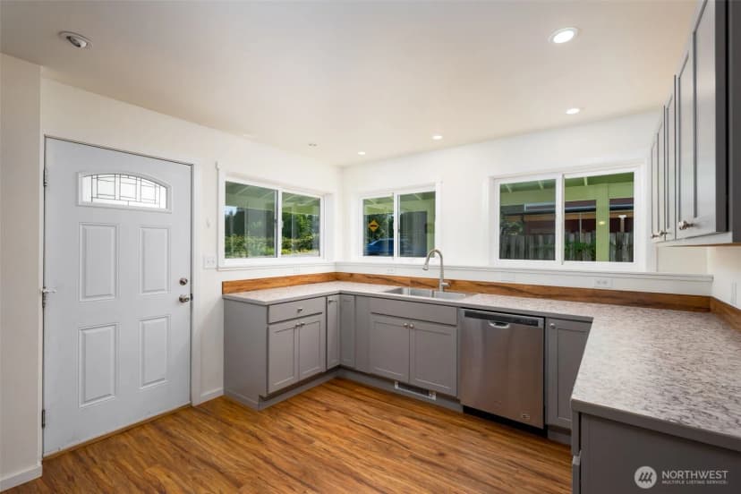 Property photo for 10211 Sw Bank Road #a & B, Vashon photo 17